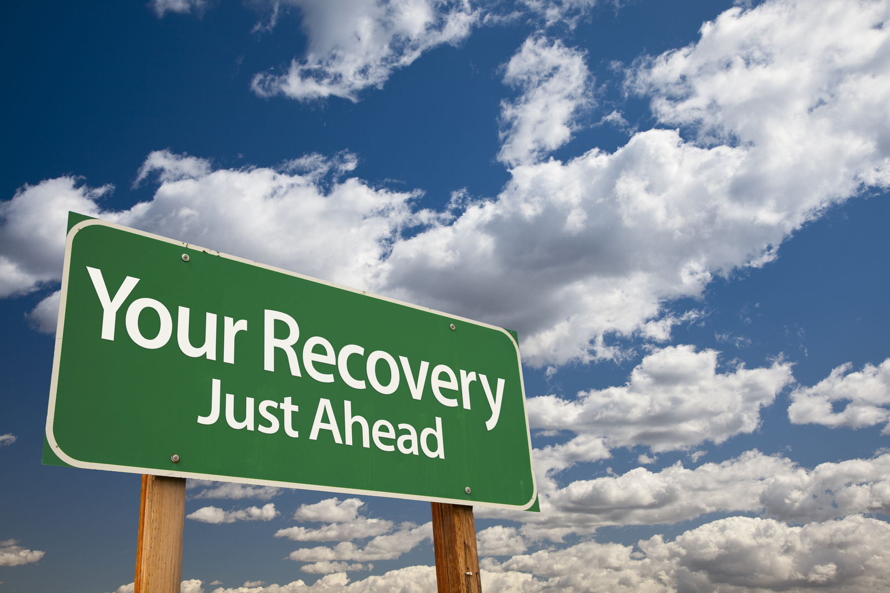 Recovery is one of the most important and neglected part in people their training regimen. Read here how you can recover quicker from a workout or injuries