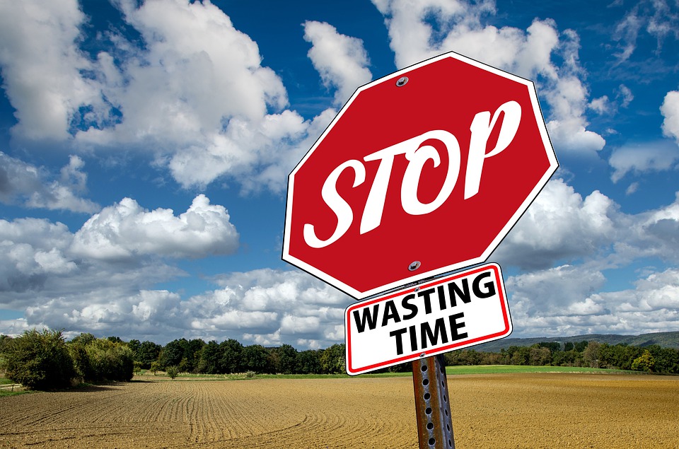 How many hours are you wasting per day? That's a pretty confronting question, right? But are you able to be honest with yourself and answer this question? Let us assume that you have to be at your job or school for about 8 hours and that you sleep for 7 to 9 hours.