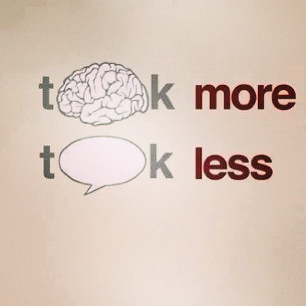 Have you ever noticed that most people like to talk but rarely like to listen? Some people can ramble for hours in a row about how great they are or something similar. It's even more fun when some people suddenly turn the conversation in such a way that they're in their field of expertise.